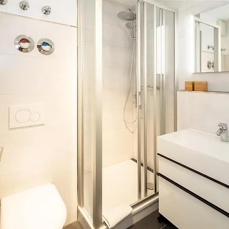 Strand-park Strand-park 204 Apartman *